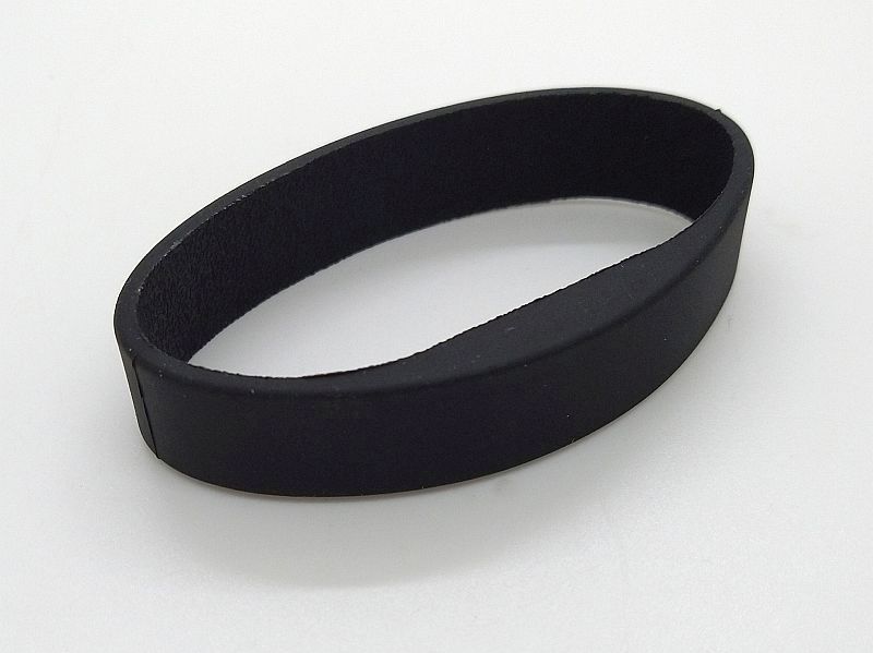 LKAICWSLD207BK SALTO CWSLD207BK00-5 Silicone Wristband NXP Mifare Desfire 2k L Black - Image 1