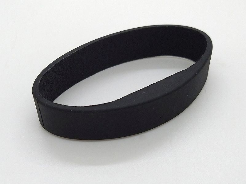 LKAICWSMD207BK SALTO CWSMD207BK00-5 Silicone Wristband NXP Mifare Desfire 2KB M Black - Image 1