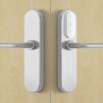 SALTO EM650U00IMW38 XS4 Mifare Ble Lever Wide 32-47mm White/SSS