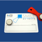 SALTO IBPSR Smile Ibutton Program Fob & Shadow Card Red